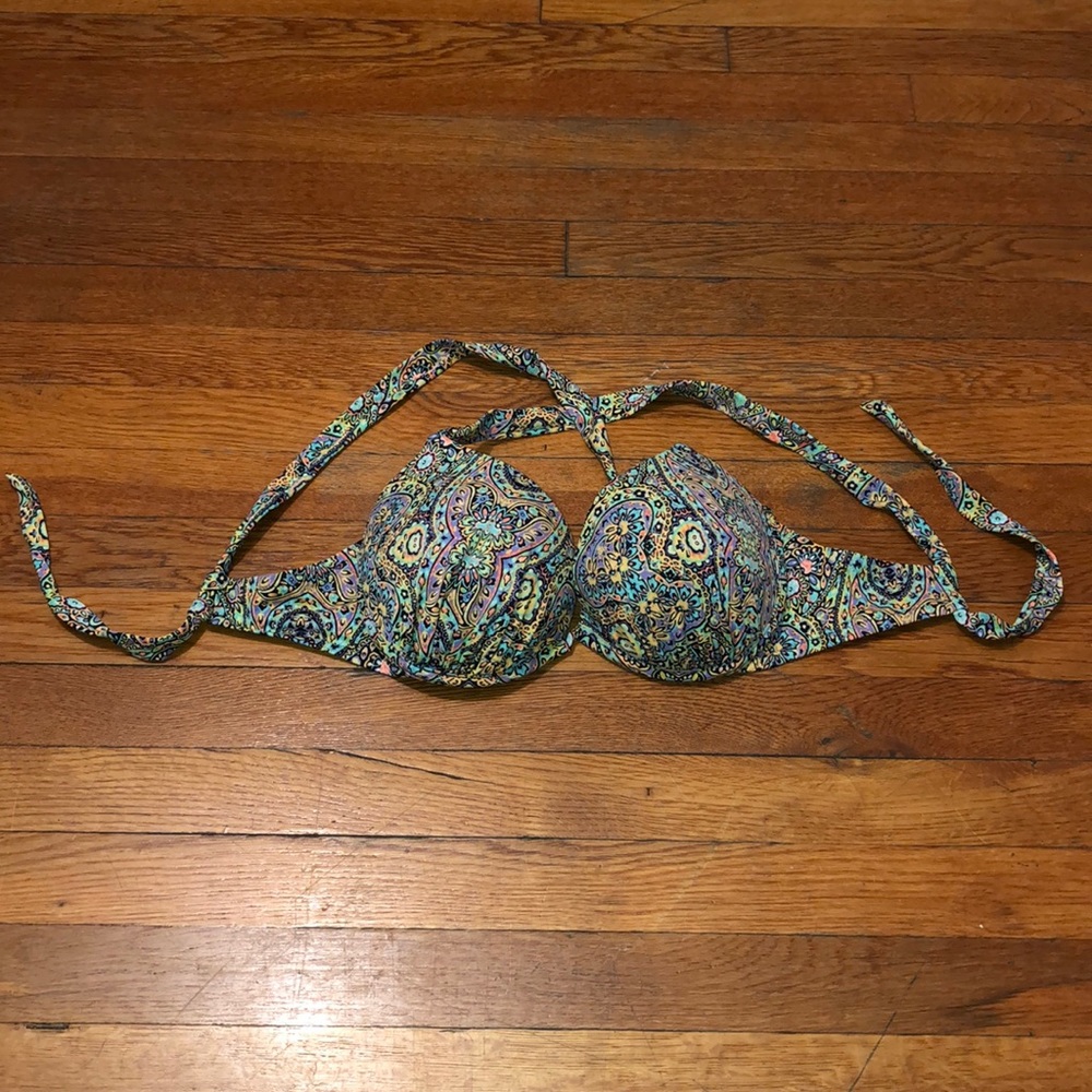 Victoria’s Secret bikini top - size 36D